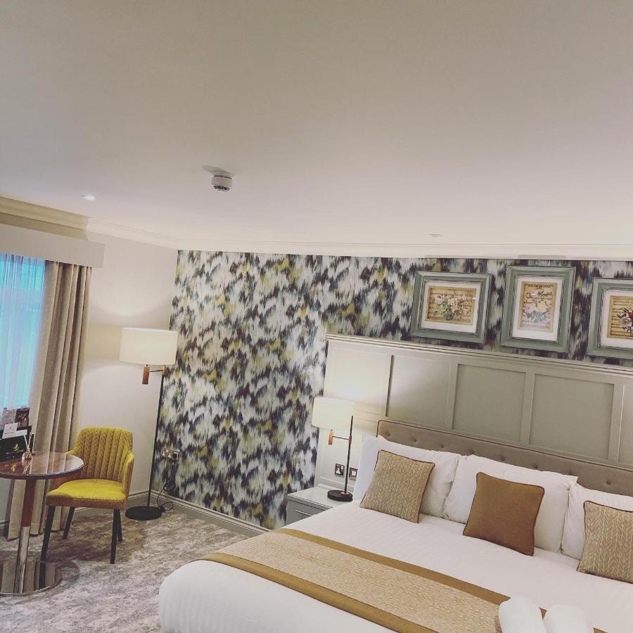 Caledonian Hotel 4*